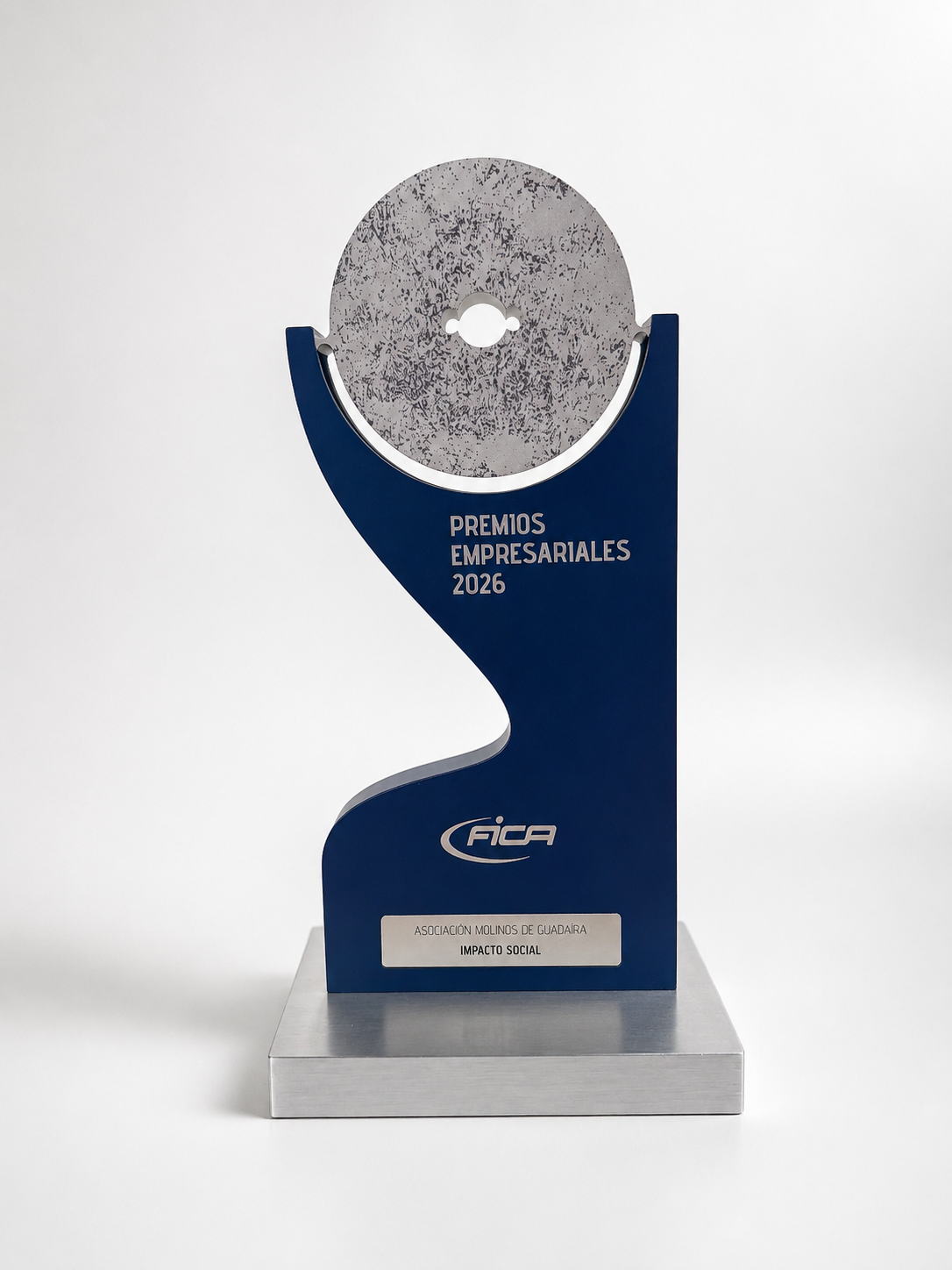 Dise&ntilde;o de la estatuilla para los Premios Empresariales FICA