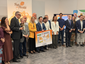 Presentación oficial del Pan de Alcalá en el cupón de la ONCE